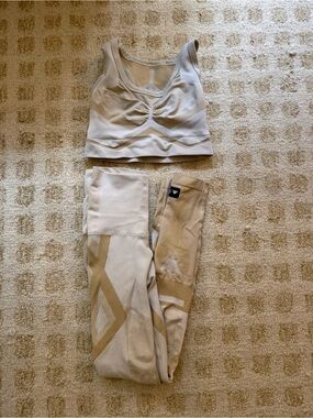 adidas Beige Tan Seamless Leggings & Sports Bra Set